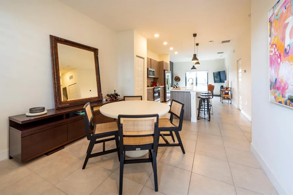 7925 NW 104th Avenue #24 Doral, FL 33178