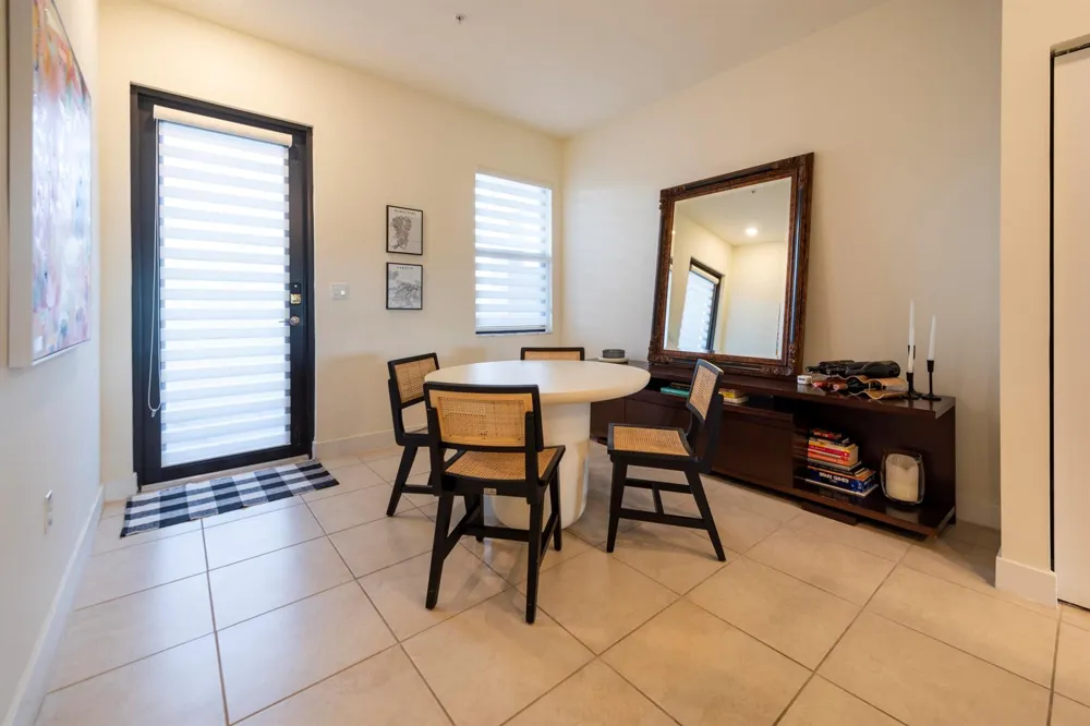 7925 NW 104th Avenue #24 Doral, FL 33178