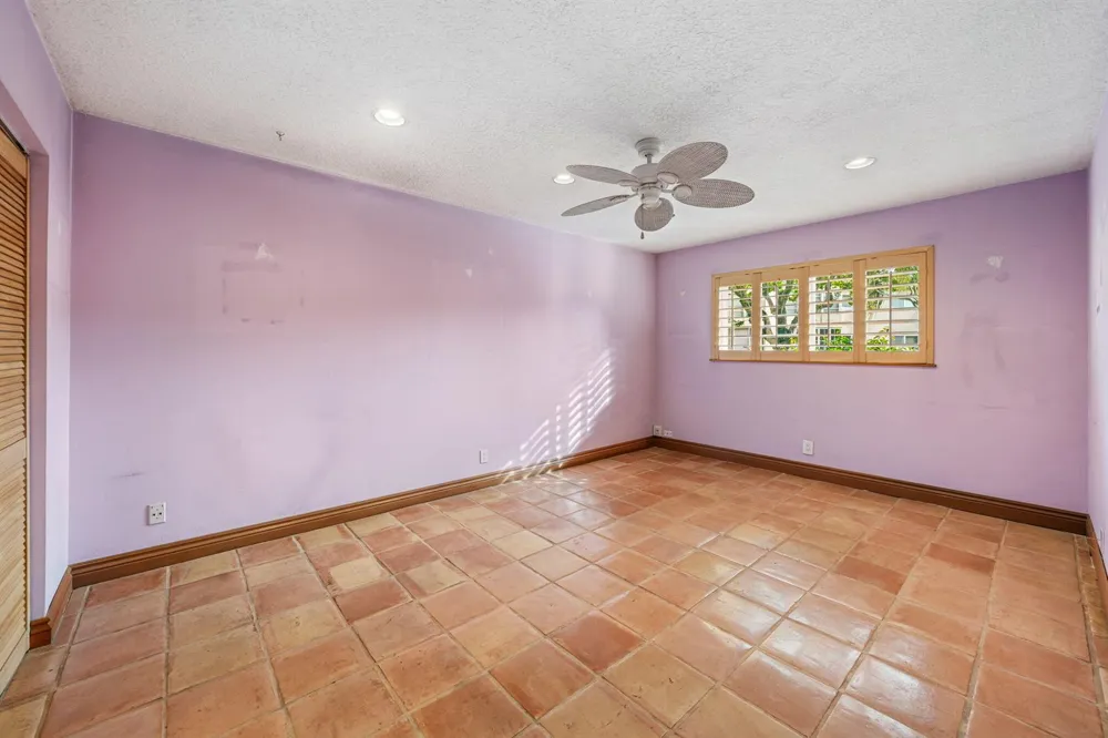 752 Lori Drive #219 Palm Springs, FL 33461