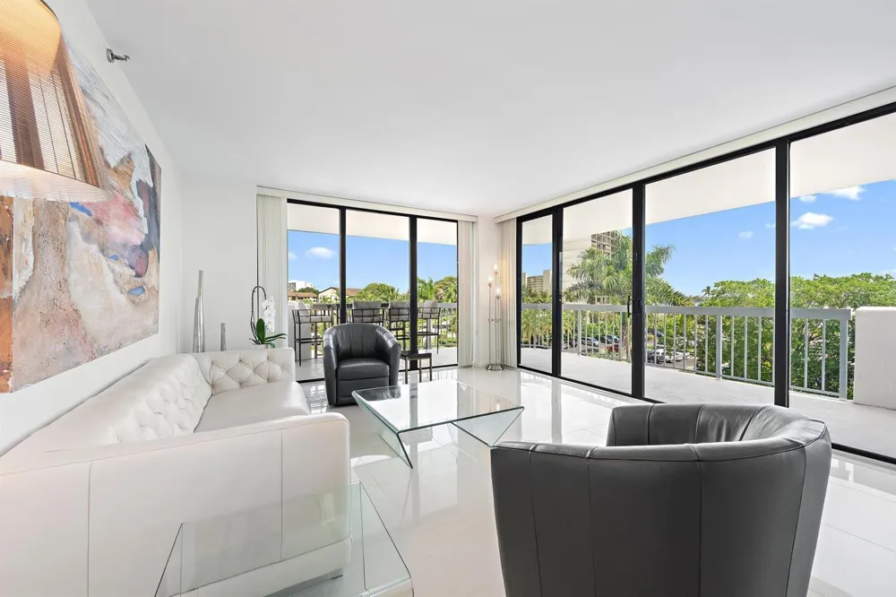 123 Lakeshore Drive #445 North Palm Beach, FL 33408