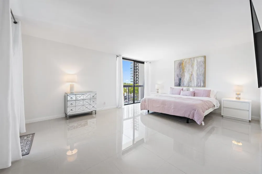 123 Lakeshore Drive #445 North Palm Beach, FL 33408
