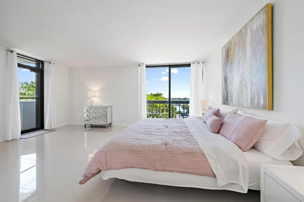 123 Lakeshore Drive #445 North Palm Beach, FL 33408