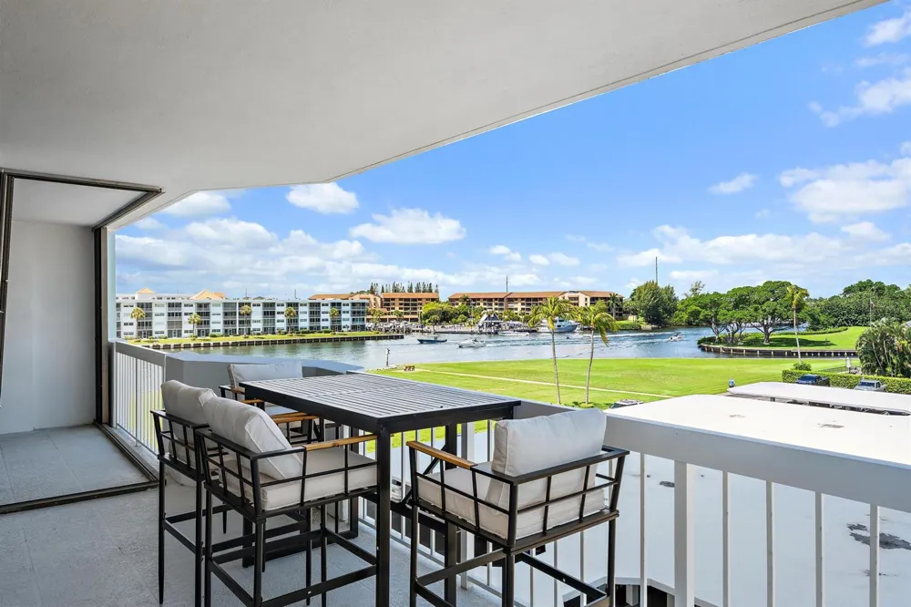 123 Lakeshore Drive #445 North Palm Beach, FL 33408