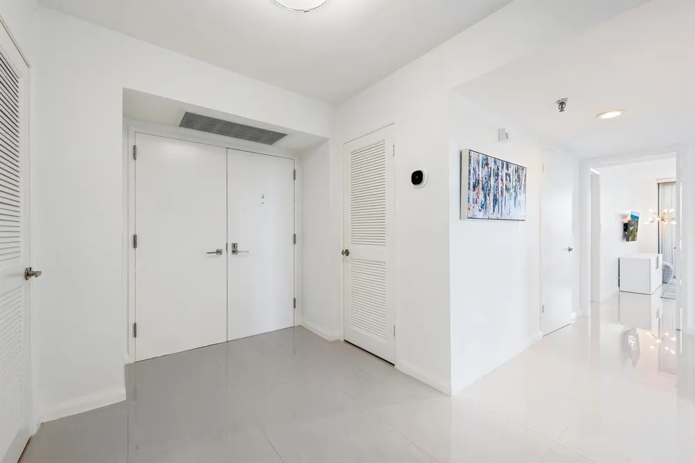 123 Lakeshore Drive #445 North Palm Beach, FL 33408