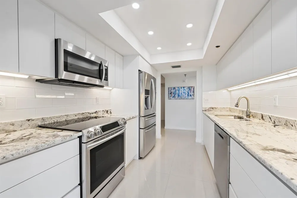 123 Lakeshore Drive #445 North Palm Beach, FL 33408