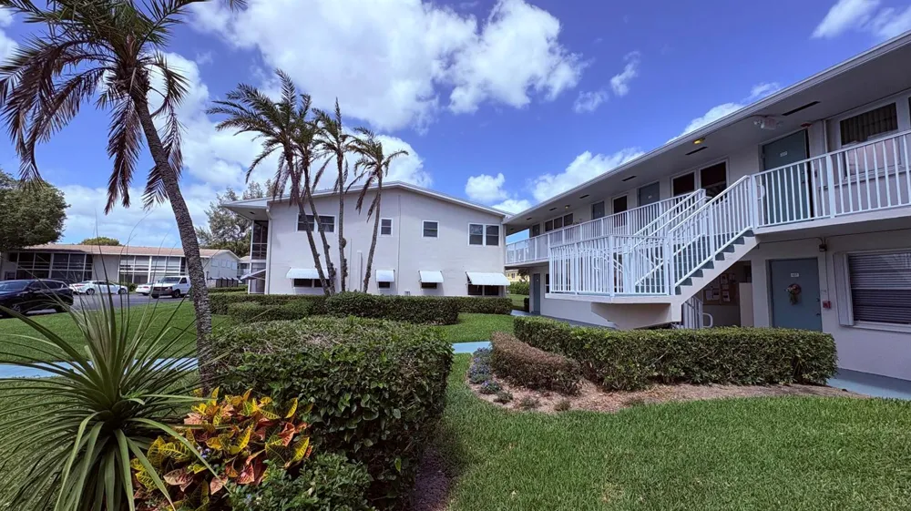 200 Horizon W #102 Boynton Beach, FL 33435
