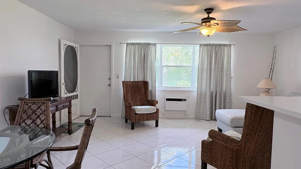 200 Horizon W #102 Boynton Beach, FL 33435