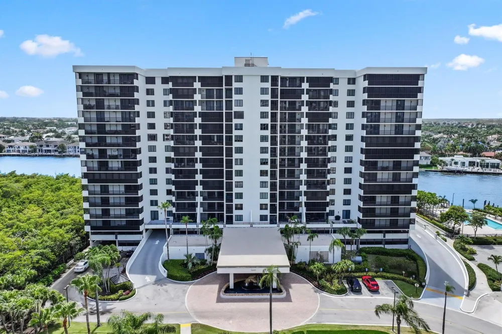 3420 S Ocean Boulevard #4z Highland Beach, FL 33487