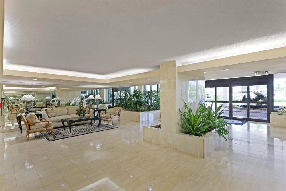 3420 S Ocean Boulevard #4z Highland Beach, FL 33487