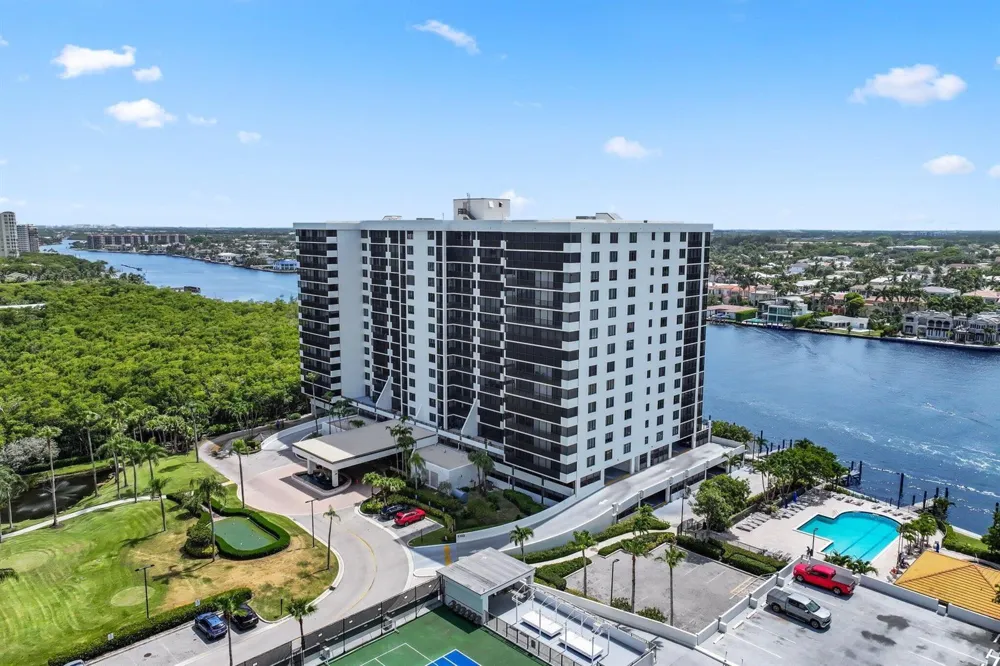 3420 S Ocean Boulevard #4z Highland Beach, FL 33487