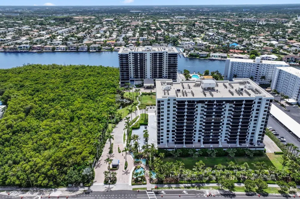 3420 S Ocean Boulevard #4z Highland Beach, FL 33487