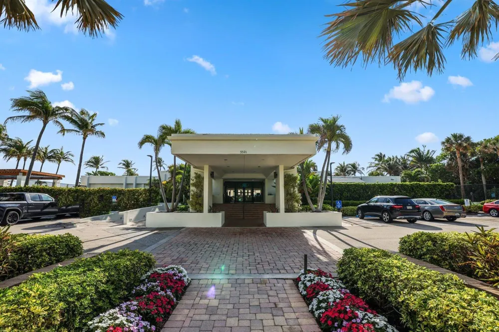 3420 S Ocean Boulevard #4z Highland Beach, FL 33487