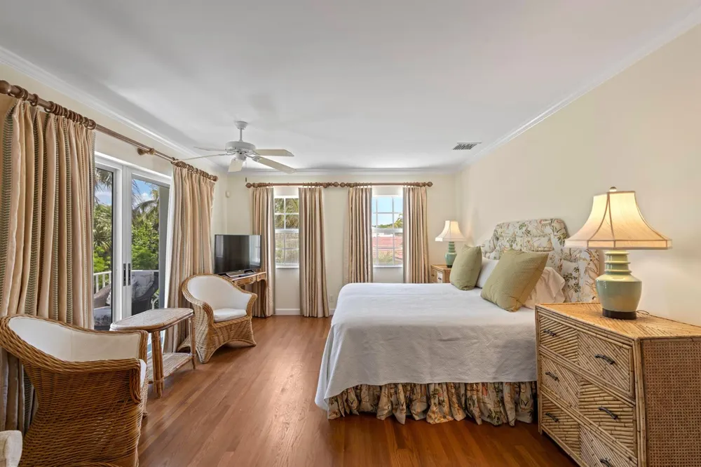 1554 Ocean Way Palm Beach, FL 33480