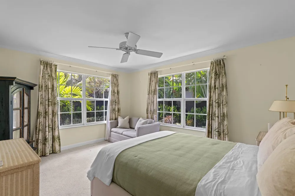 1554 Ocean Way Palm Beach, FL 33480