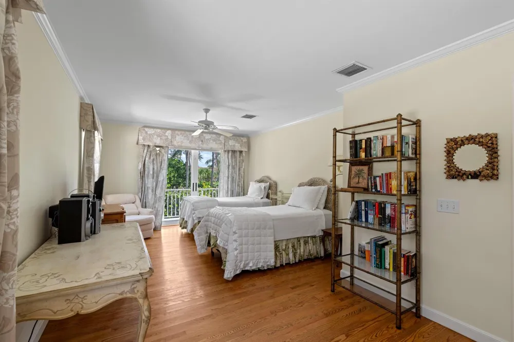 1554 Ocean Way Palm Beach, FL 33480