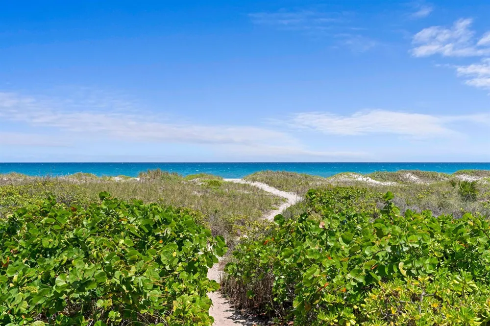 1554 Ocean Way Palm Beach, FL 33480