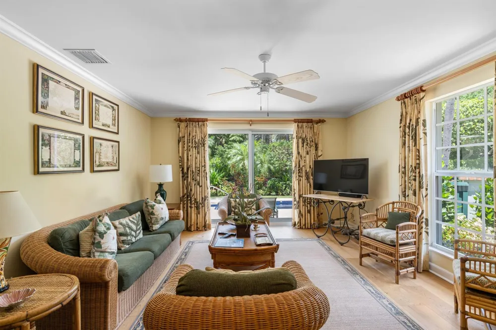 1554 Ocean Way Palm Beach, FL 33480