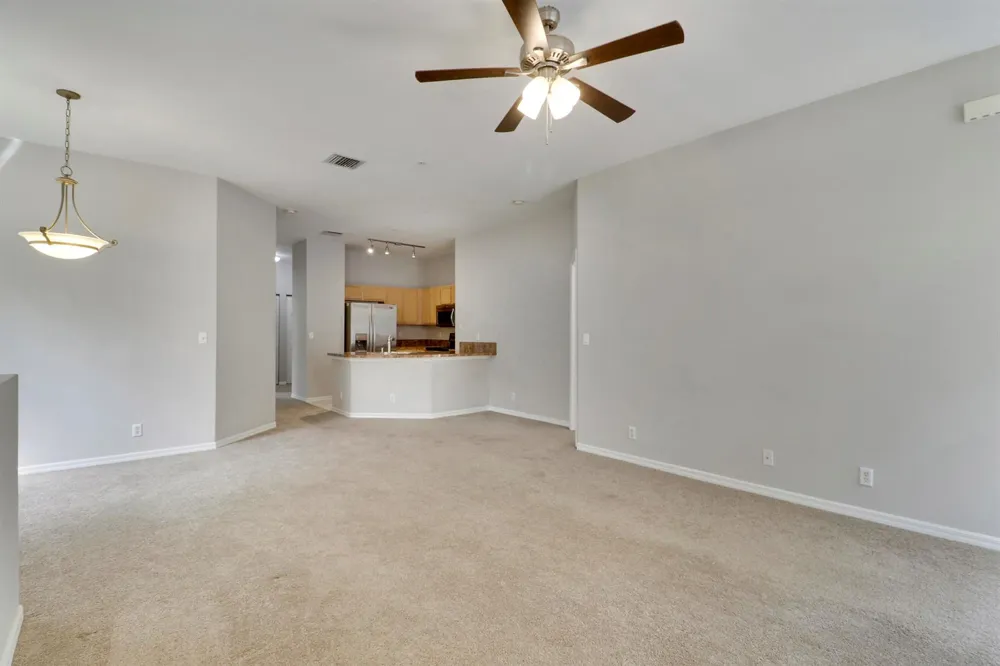 104 Lighthouse Circle #H Tequesta, FL 33469