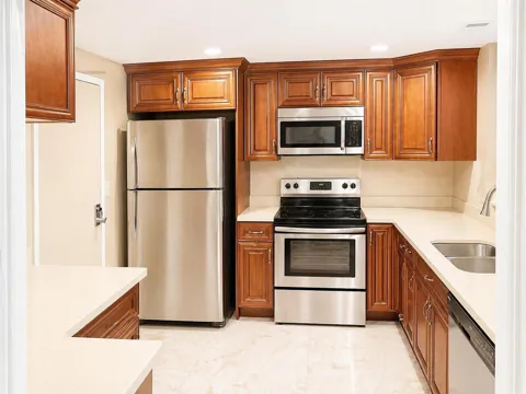 10777 W Sample Road #312