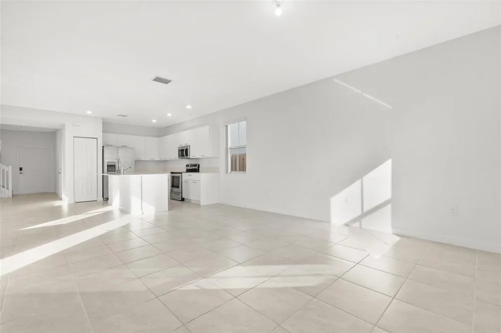 2441 NW 131st Circle #2441 Miami, FL 33167
