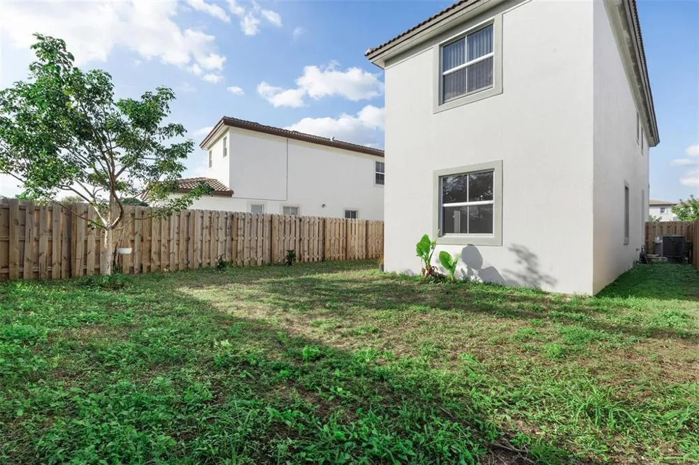2441 NW 131st Circle #2441 Miami, FL 33167