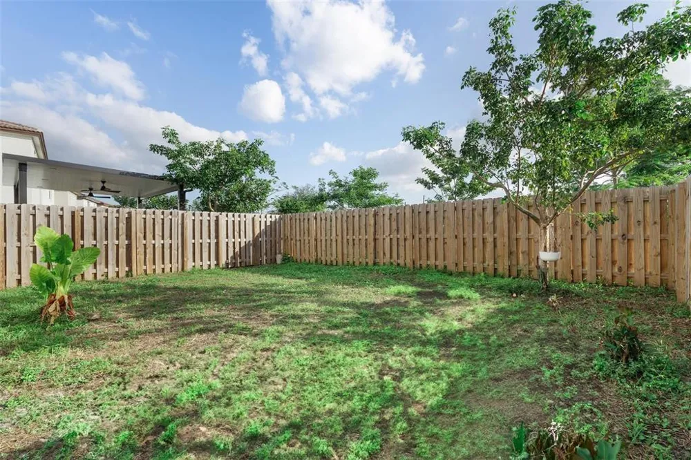 2441 NW 131st Circle #2441 Miami, FL 33167