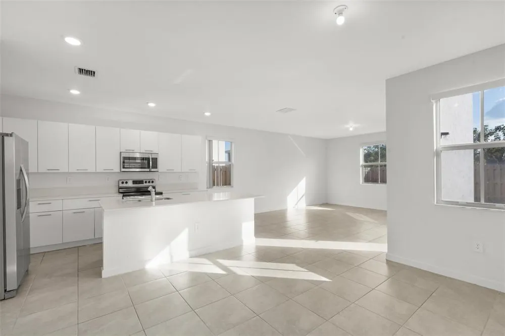 2441 NW 131st Circle #2441 Miami, FL 33167