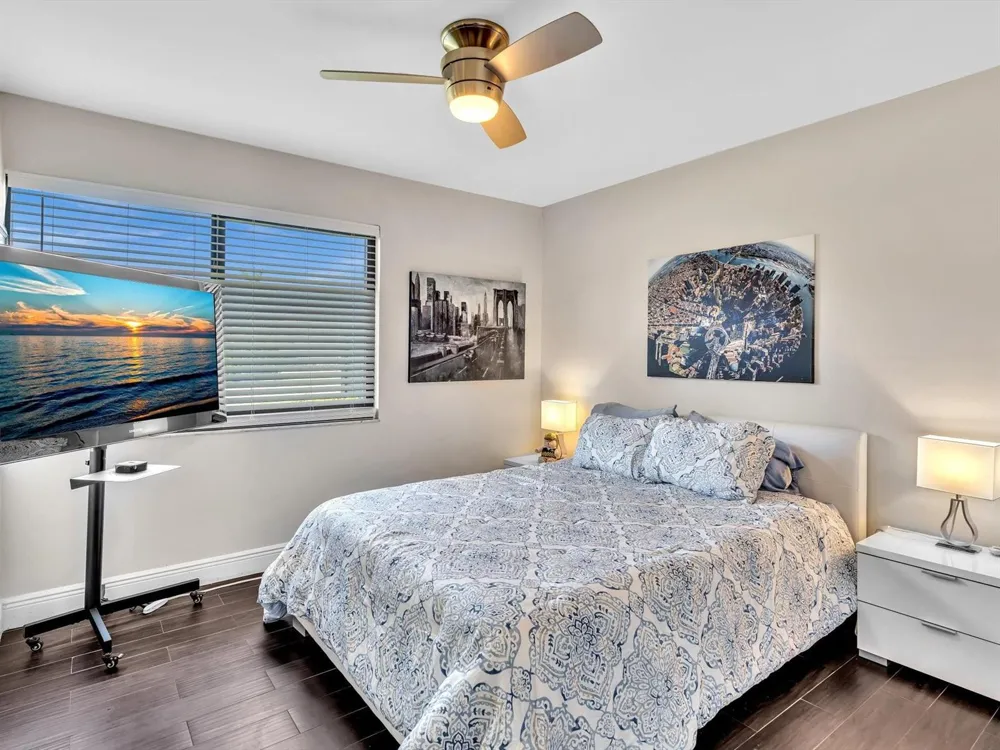 3432 NE 16th Avenue Oakland Park, FL 33334