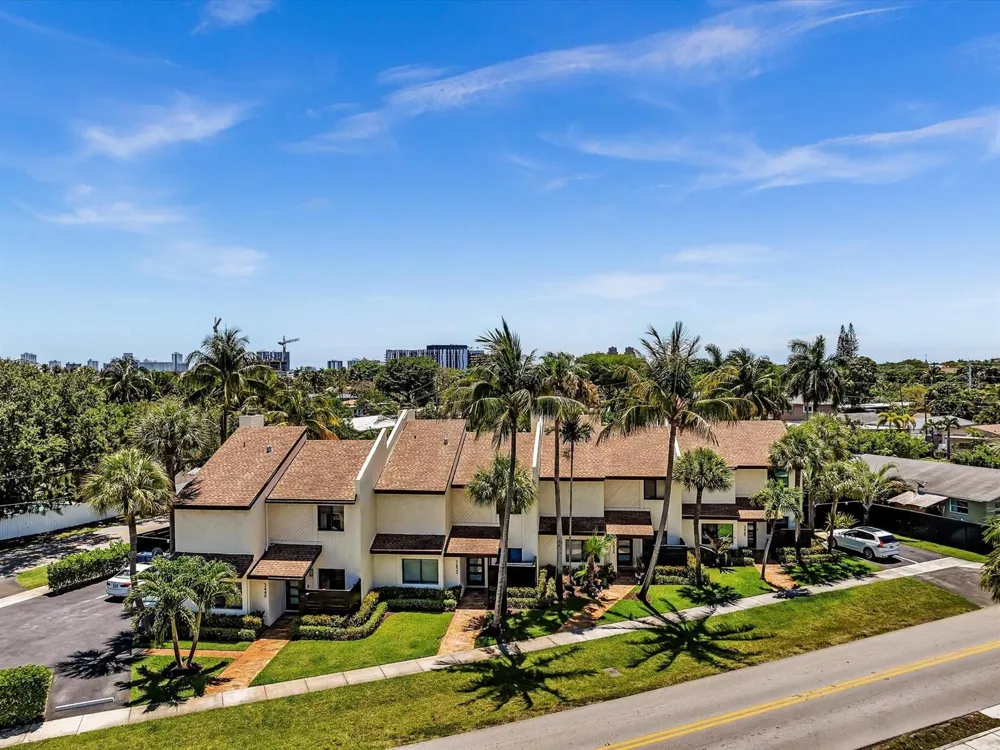 3432 NE 16th Avenue Oakland Park, FL 33334