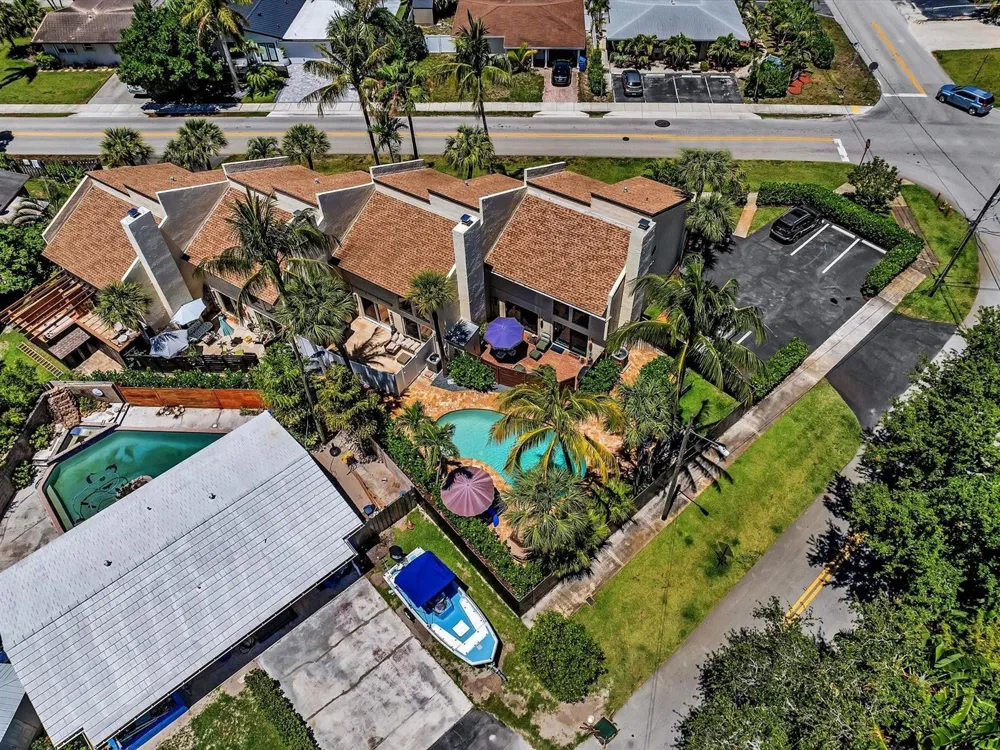 3432 NE 16th Avenue Oakland Park, FL 33334
