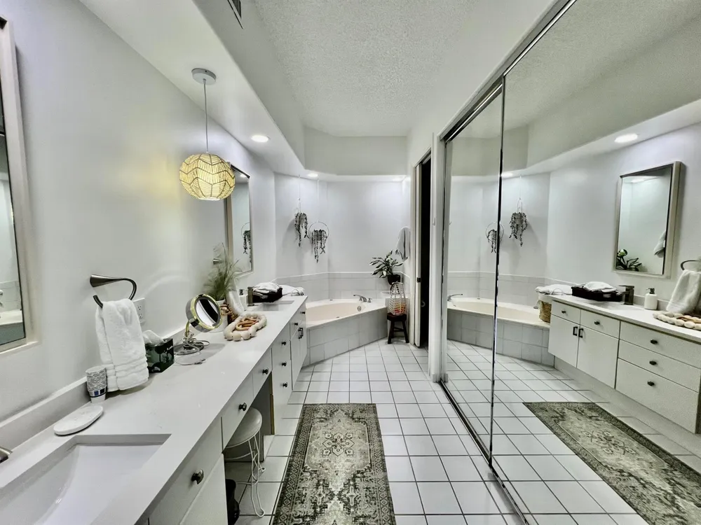 2431 NW 59th Street #404 Boca Raton, FL 33496
