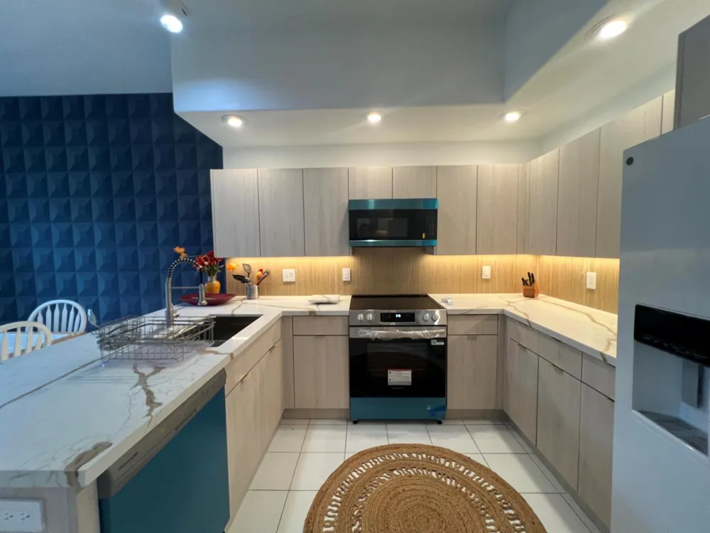 2431 NW 59th Street #404 Boca Raton, FL 33496