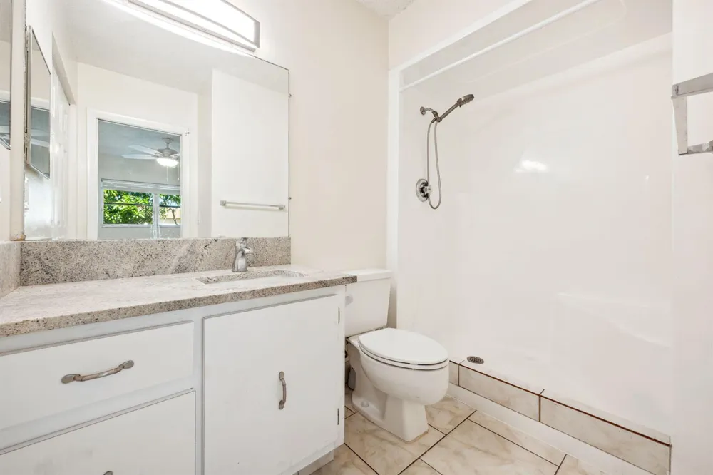 308 Southwind Court #6 North Palm Beach, FL 33408