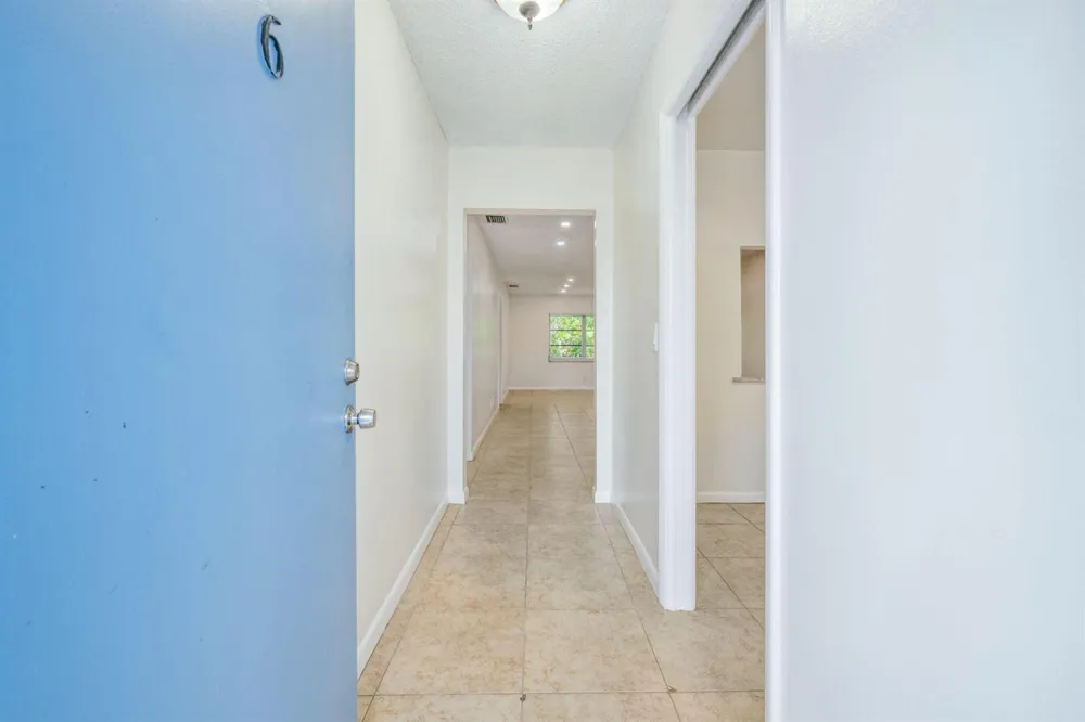 308 Southwind Court #6 North Palm Beach, FL 33408