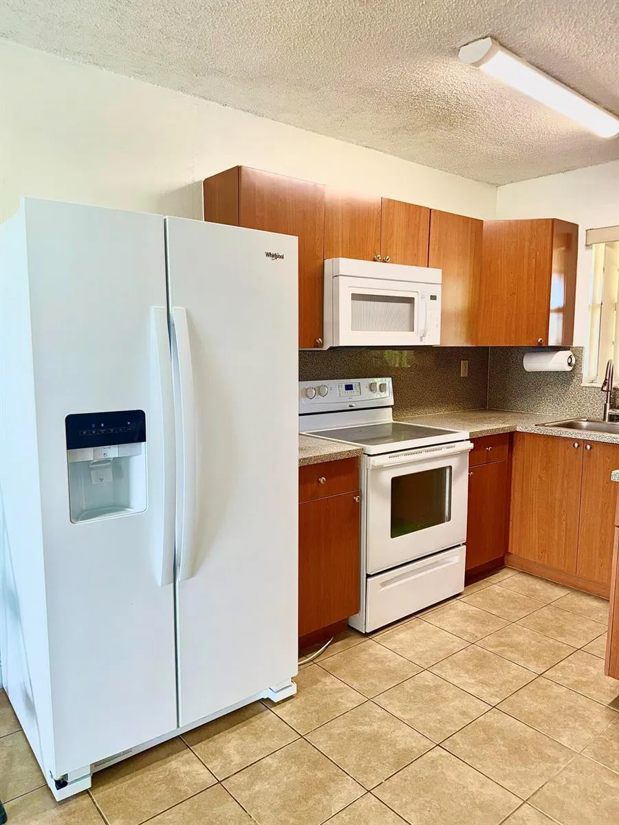 4050 NW 135th Street #22-1 Opa-Locka, FL 33054