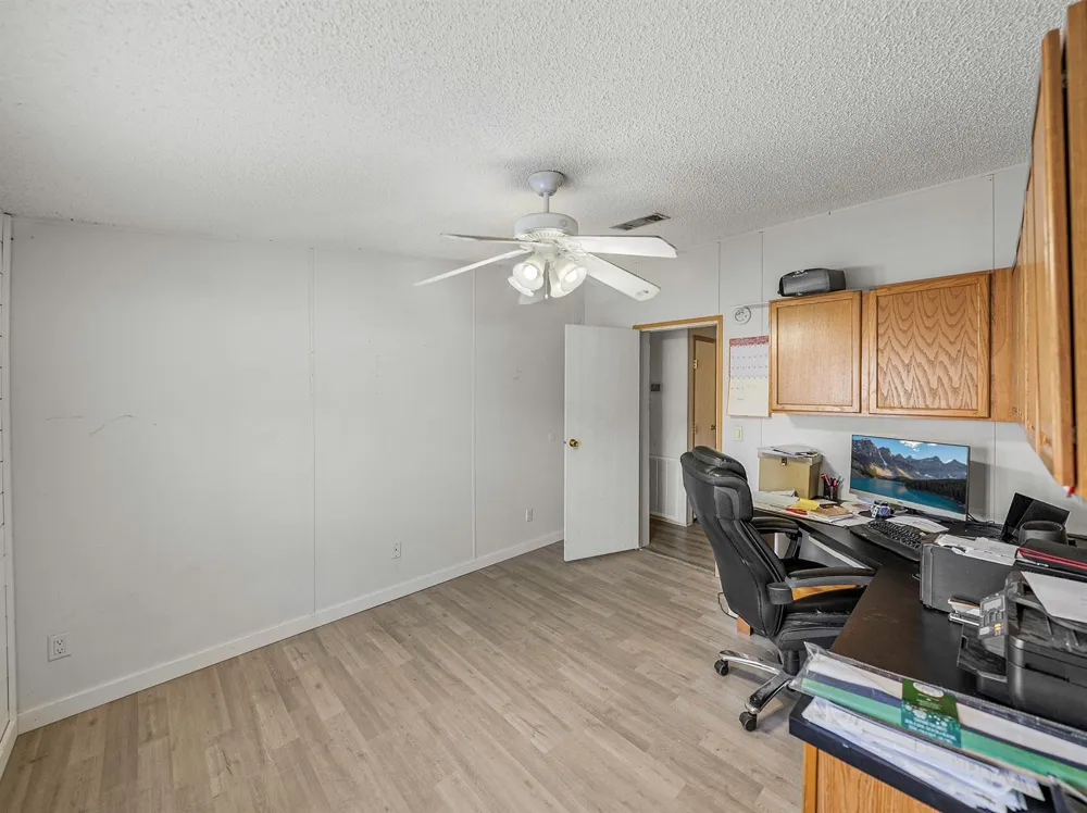 11404 Lithia Pinecrest Road 