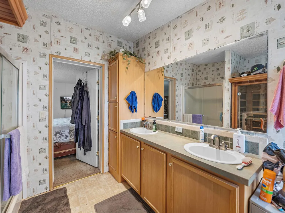 11404 Lithia Pinecrest Road 