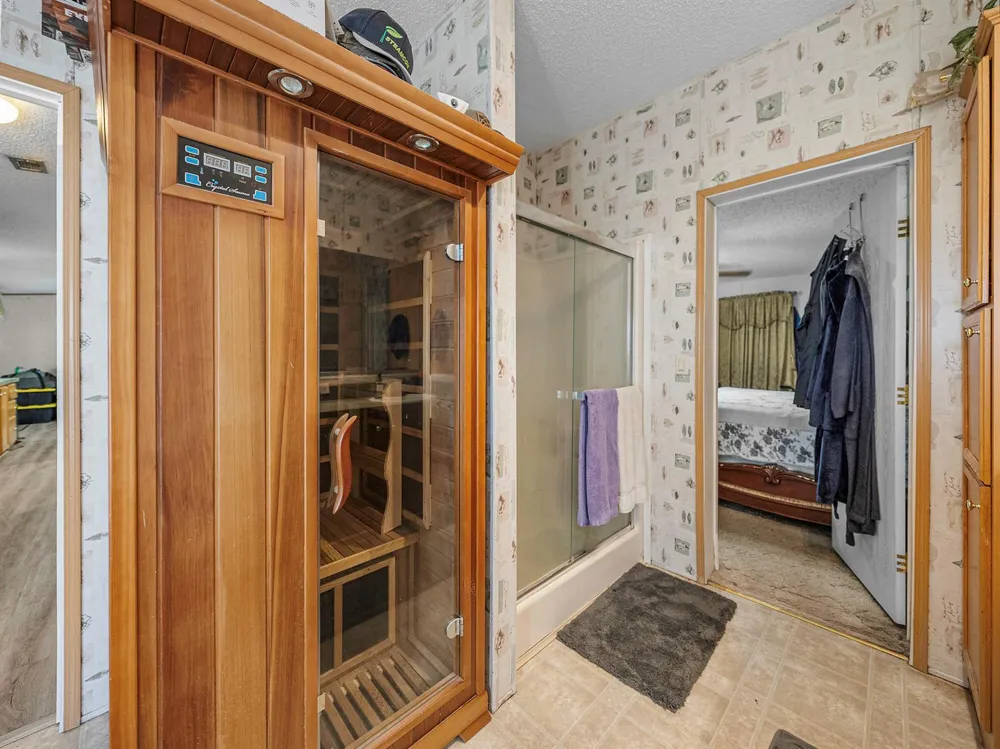 11404 Lithia Pinecrest Road 