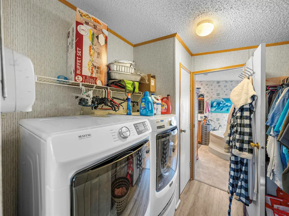 11404 Lithia Pinecrest Road 