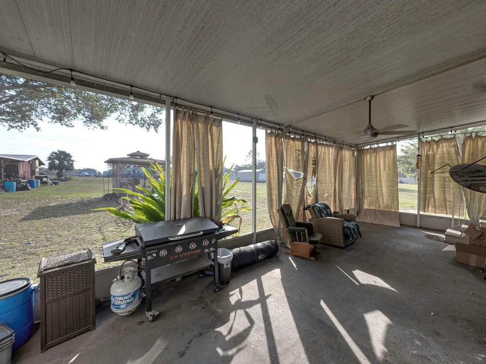 11404 Lithia Pinecrest Road 