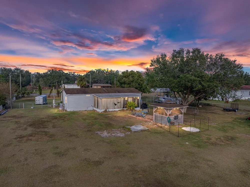 11404 Lithia Pinecrest Road 