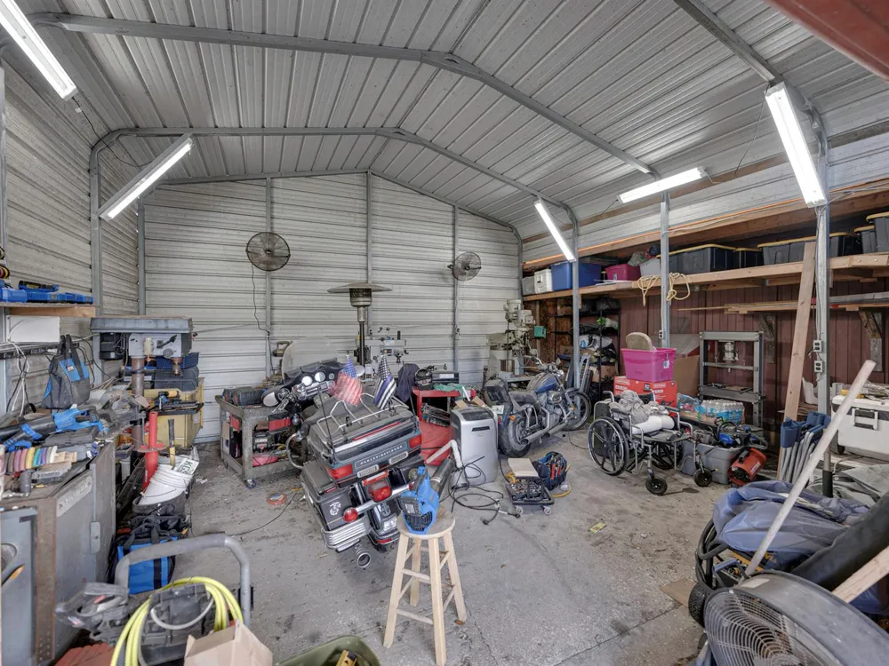 11404 Lithia Pinecrest Road 