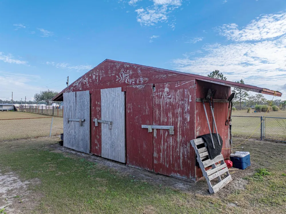 11404 Lithia Pinecrest Road 