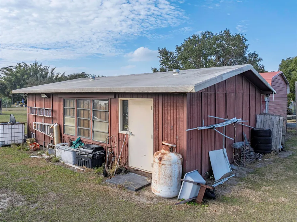 11404 Lithia Pinecrest Road 