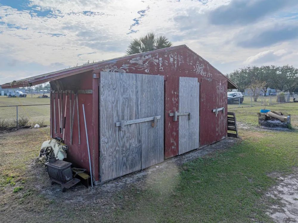 11404 Lithia Pinecrest Road 