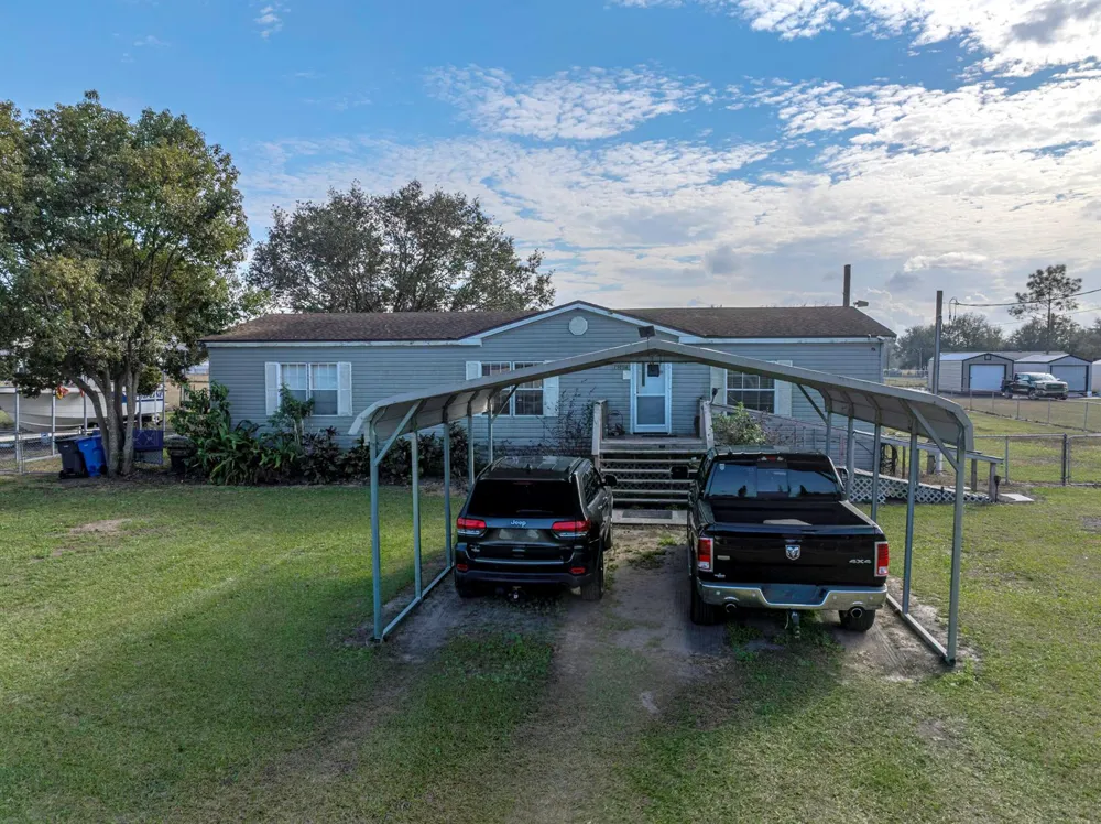 11404 Lithia Pinecrest Road 