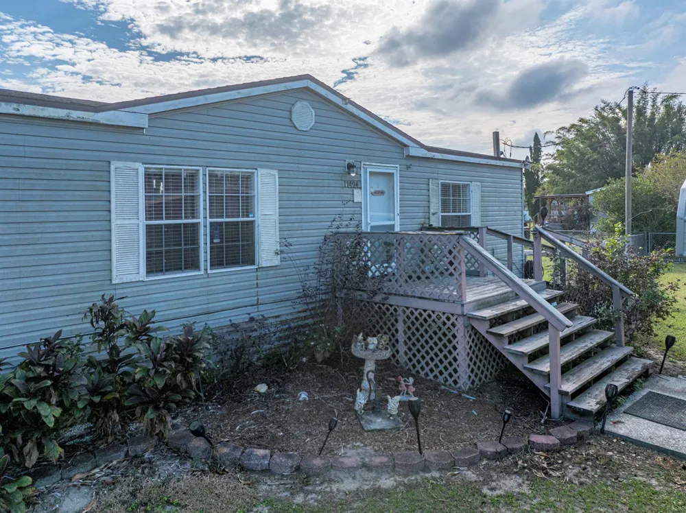 11404 Lithia Pinecrest Road 