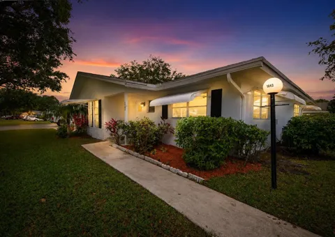 1043 NW 85th Avenue #B-4