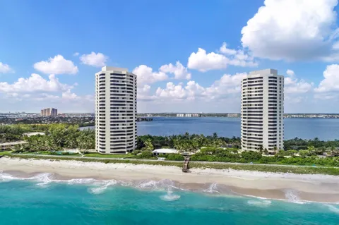 5070 Ocean Drive #21c