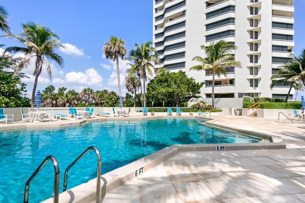 5070 Ocean Drive #21c Singer Island, FL 33404